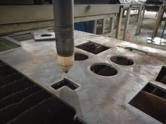 CNC 플라즈마 및 화염 강판 금속 알루미늄 플레이트 절단기