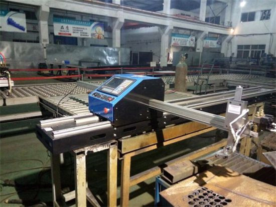 중국 생산자 소형 cnc 플라즈마 커터 기계가 자이닝에서 40 인하