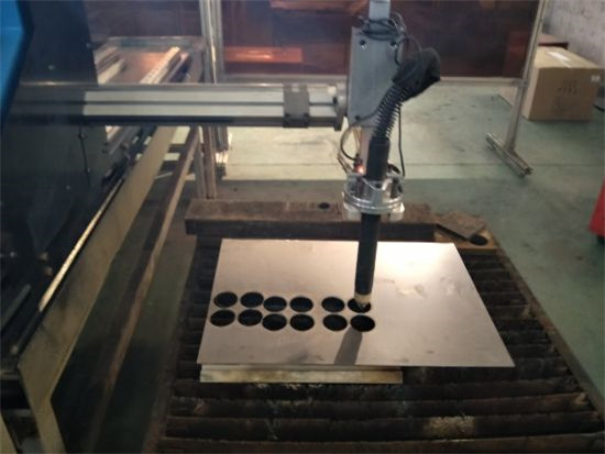 테이블 플라즈마 CNC 커터 금속 절단기 최대 200mm