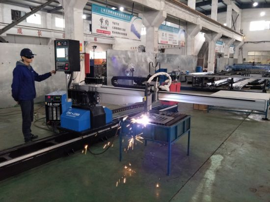 CNC 휴대용 플라즈마 불꽃 파이프 공장 가격으로 중국에서 기계를 절단